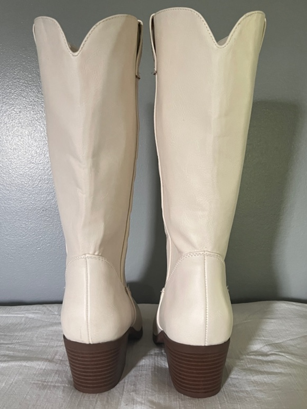 Charlotte Russe Cream Western Boots Women's Size 7 - Picture 4 of 6